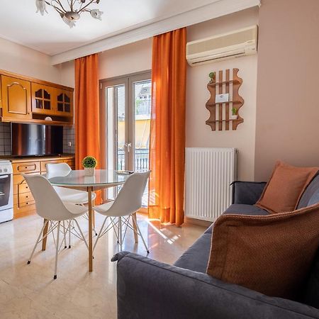 Your Cozy Six Street Apartment Лариса Екстер'єр фото