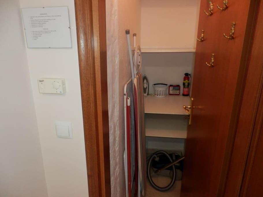 Your Cozy Six Street Apartment Лариса Екстер'єр фото